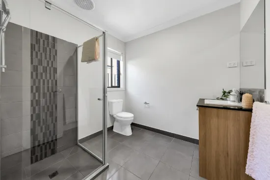 32 Whistler Circuit, Kalkallo, Vic 3064-Image