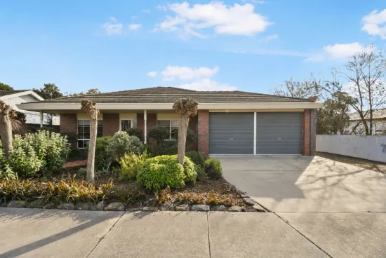 32 Wilmoth Avenue, Horsham, Vic 3400