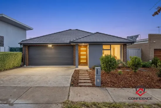 32 Woodberry Avenue, Coombs, ACT 2611
