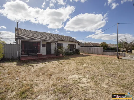 324 Wharf Street, Queens Park, WA 6107