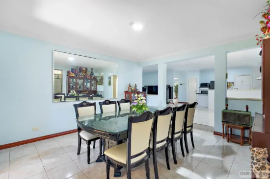 327 Kingsway, Landsdale, WA 6065-Image