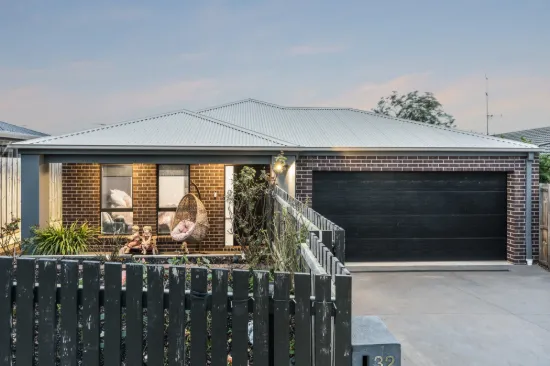 32A Highland Way, Leopold, Vic 3224