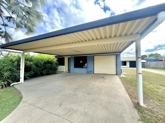 32B SAVANNAH Drive, Moranbah, Qld 4744