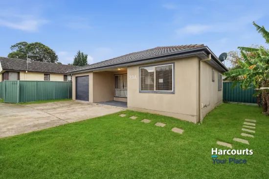 33 & 33A Feramin Avenue, Whalan, NSW 2770