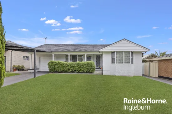 33 & 33A Trobriand Crescent, Glenfield, NSW 2167
