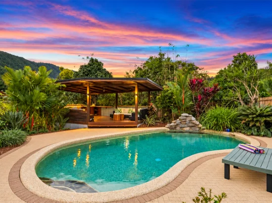 33-35 Frond Close, Redlynch, Qld 4870 - For Rent