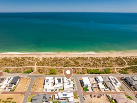 33 Abeona Parade, Madora Bay, WA 6210