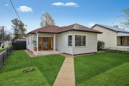 33 Autumn Street, Orange, NSW 2800