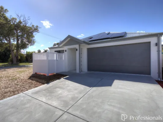 33 Cumberland Road, Forrestfield, WA 6058