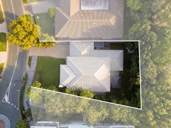 33 East Quay Drive, Biggera Waters QLD 4216-Image
