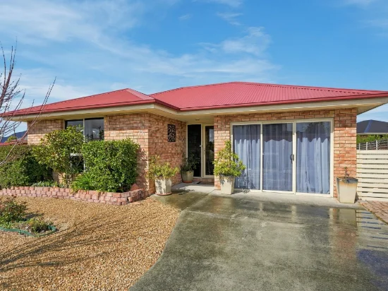 33 Elmac Crescent, Austins Ferry, Tas 7011