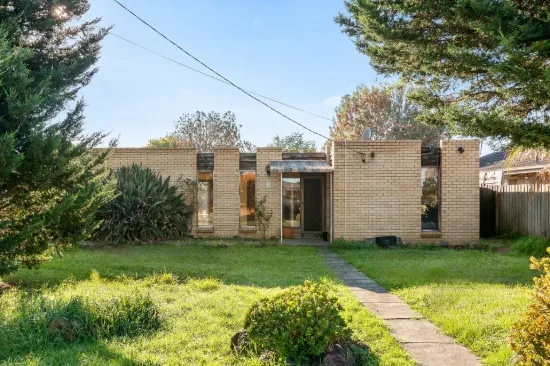 33 Elmhurst Road, Gladstone Park, Vic 3043