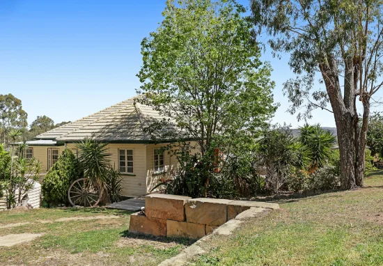 33 Everest Road, Rosenthal Heights, Qld 4370