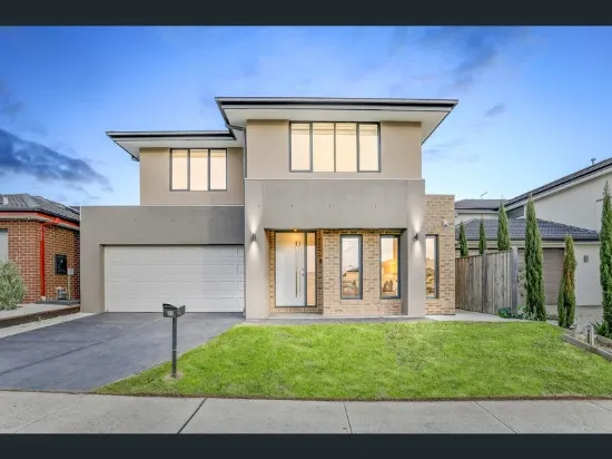 33 Grande Belmond Avenue, Clyde, Vic 3978