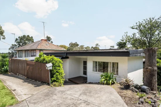 33 Greenbank Crescent, Pascoe Vale South, Vic 3044 - For Sale