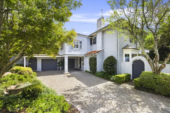 33 Hastings Road, Warrawee, NSW 2074