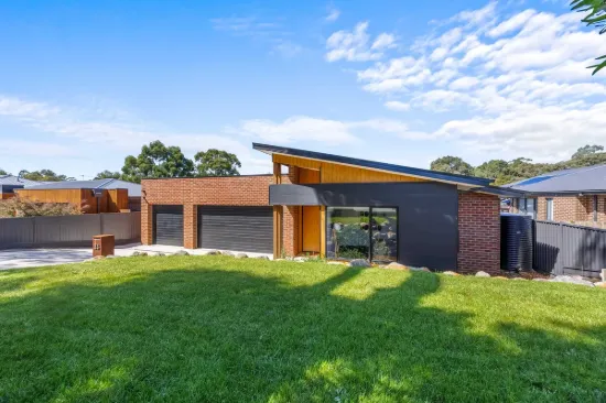 33 Hermitage Avenue, Mount Clear, Vic 3350
