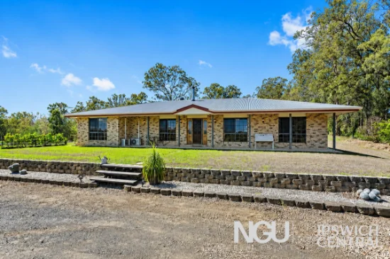33 Hewett Drive, Regency Downs, Qld 4341