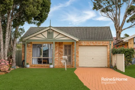 33 Hyacinth Avenue, Macquarie Fields, NSW 2564