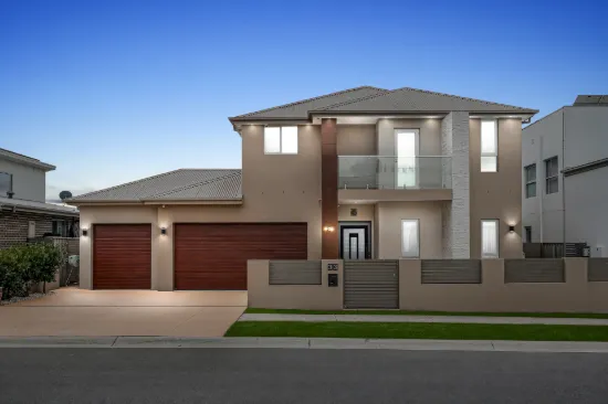 33 Jenkinson Drive, Elizabeth Hills, NSW 2171