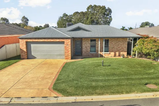 33 Kingfisher Drive West, Moama, NSW 2731
