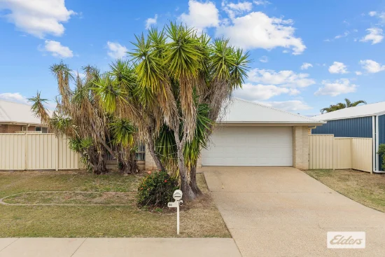 33 Lakeside Drive, Emerald, Qld 4720