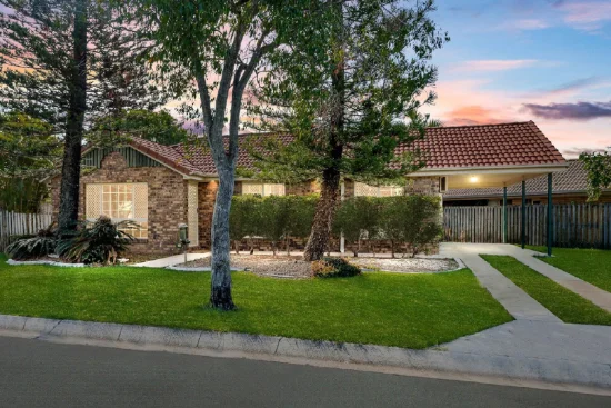33 Lilly Pilly Crescent, Fitzgibbon, Qld 4018