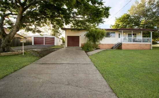 33 Lloyd George Street, Eastern Heights, Qld 4305