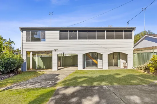 33 Mawson Drive, Killarney Vale, NSW 2261