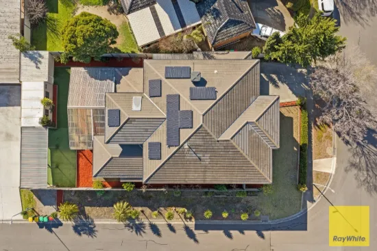 33 Mcmurray Crescent, Hoppers Crossing, Vic 3029-Image