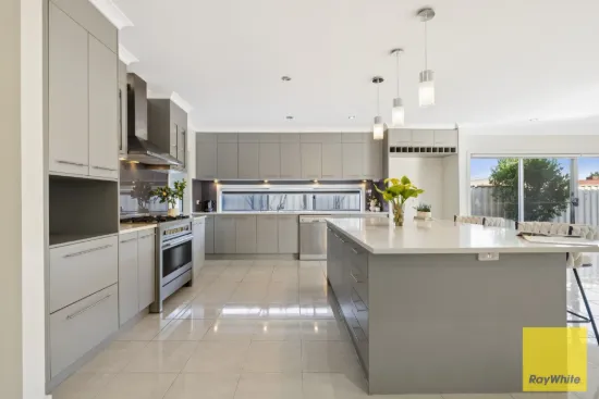 33 Mcmurray Crescent, Hoppers Crossing, Vic 3029-Image