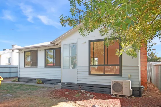 33 Meadows Avenue, Benalla VIC 3672-Image