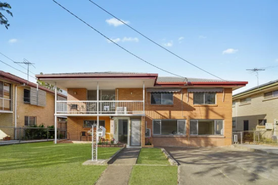 33 Meckiff Street, Upper Mount Gravatt, Qld 4122 - For Sale