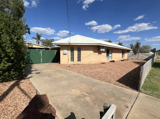 33 Memorial Avenue, Gillen, NT 0870