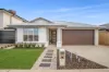 33 Montagna Circuit, Armstrong Creek, Vic 3217