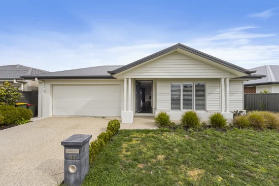33 Moore Way, Lucas, Vic 3350 - For Rent