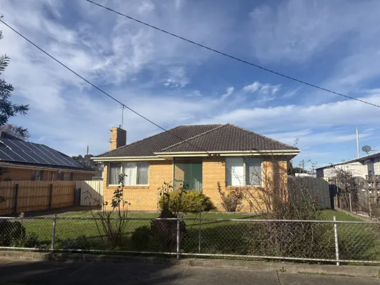 33  Northern Avenue, Newborough, Vic 3825
