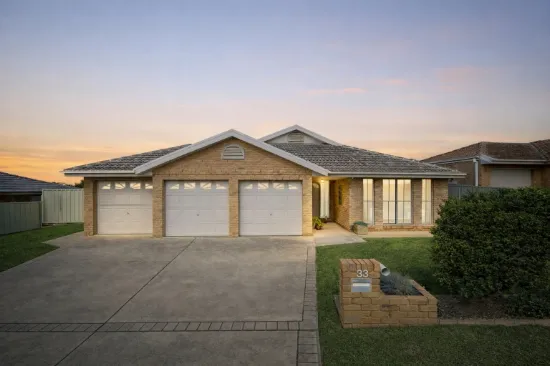 33 O'Shea Circuit, Cessnock, NSW 2325