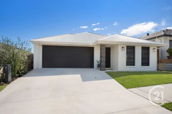 33 Palmview Street, Ripley, Qld 4306