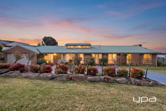 33 Pamela Court, Darley, Vic 3340