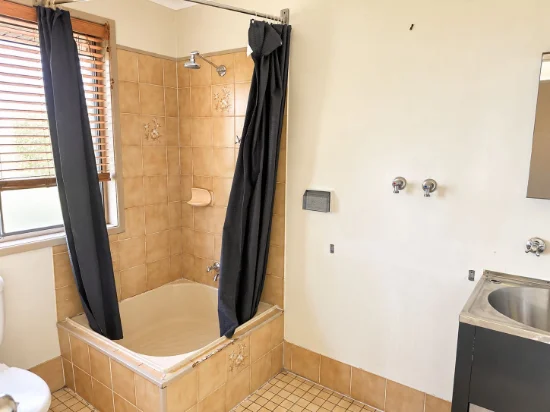 33 Peachey Road, Ormeau, Qld 4208-Image
