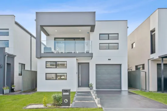 33 Pecan Crescent, Riverstone, NSW 2765