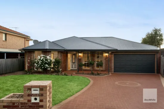 33 Perceval Crescent, Taylors Lakes, Vic 3038