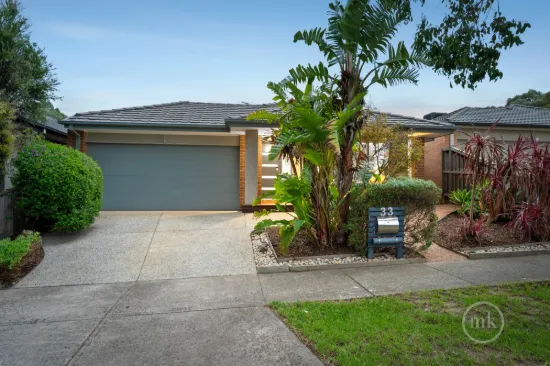 33 Peterborough Drive, Doreen, Vic 3754