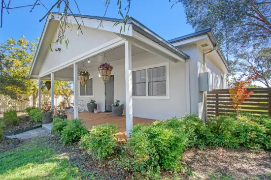 33 Petit Street, Yass, NSW 2582