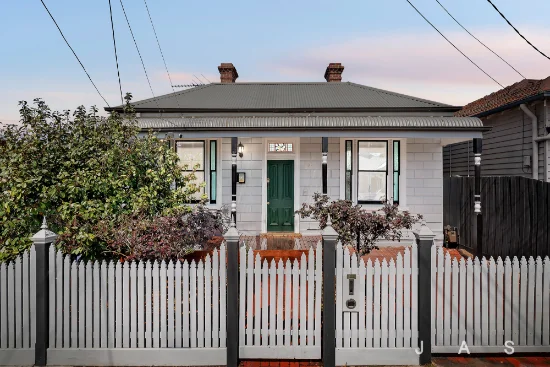 33 Pilgrim Street, Seddon, Vic 3011