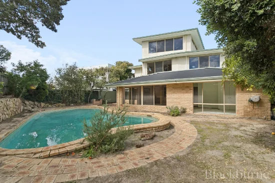 33 Pindari Road, City Beach, WA 6015