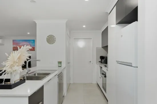 33 Plunkett Turn, Canning Vale, WA 6155-Image