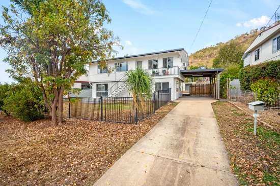 33 Rundle Street, Mount Louisa, Qld 4814