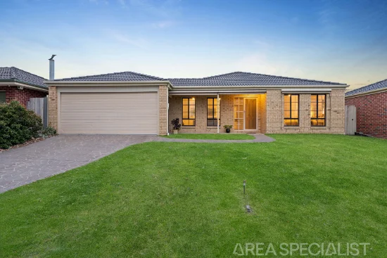 33 Sandalwood Grove, Carrum Downs, Vic 3201